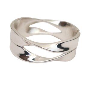 Cutout Twist hinged cuff bracelet